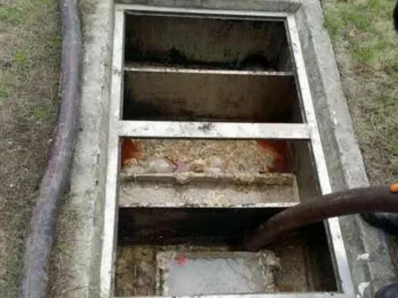大朗镇隔油池清理